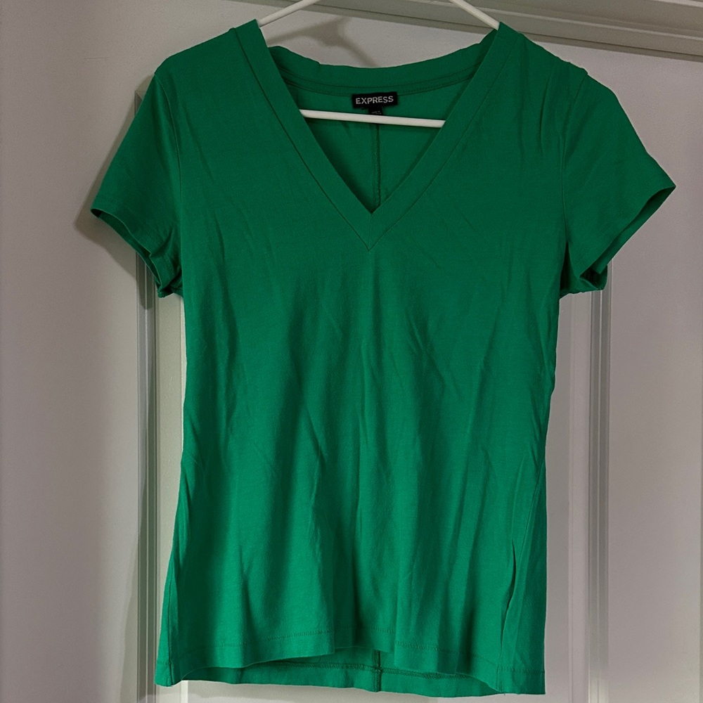 Express Women's Vibrant Green Short Sleeve Tee - Size S